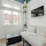 Apartment Glow Wrzeszcz In By Renters *
